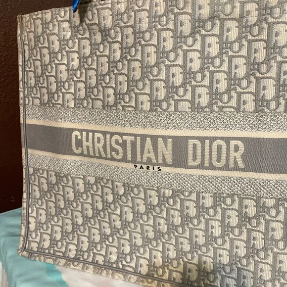 Christian Dior Book tote - Picture 2 of 13